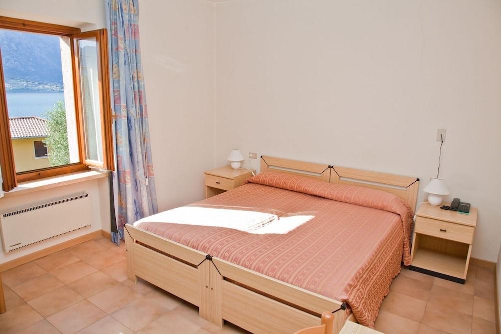 Hotel San Carlo Malcesine Dış mekan fotoğraf